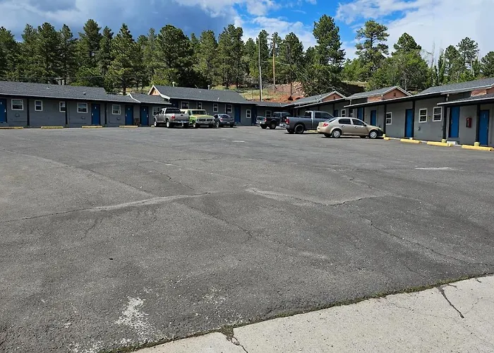 Travelers Inn